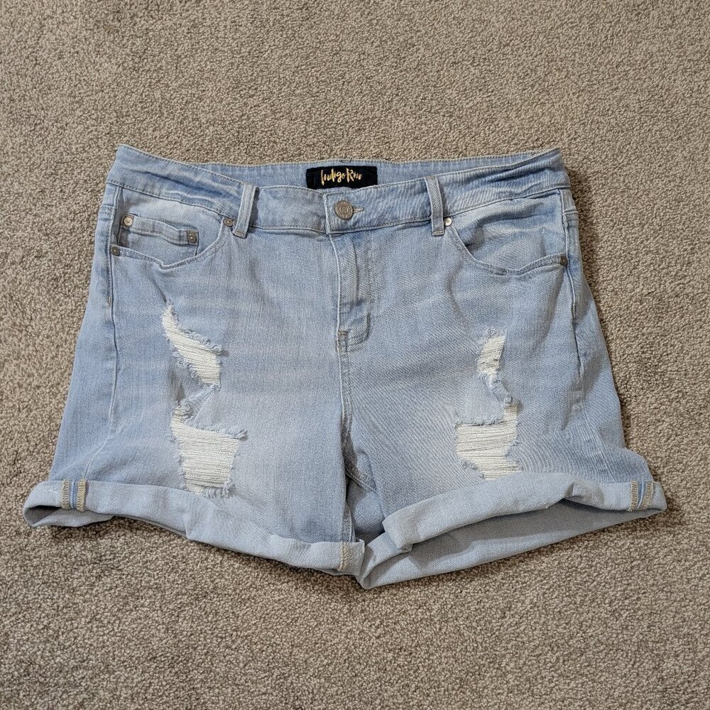 INDIGO REIN Light Blue Stretch Denim High Rise Cuffed Shorts; Size 18